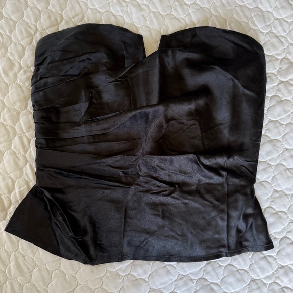 Reformation Tops - Reformation Satin Black Bustier Size 6